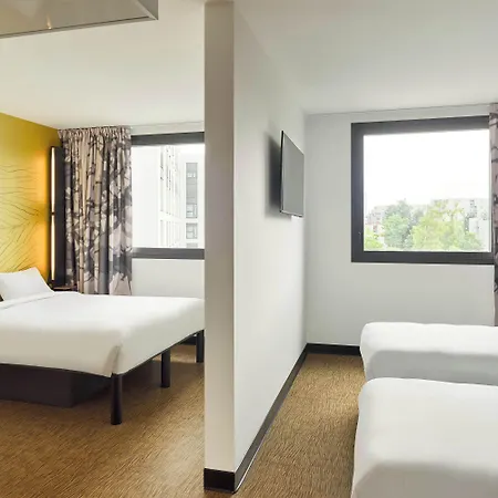 Paris 3 Etoiles Hotell